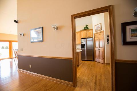 2299 Zuber Rd, Orient, OH 43146 photo 18