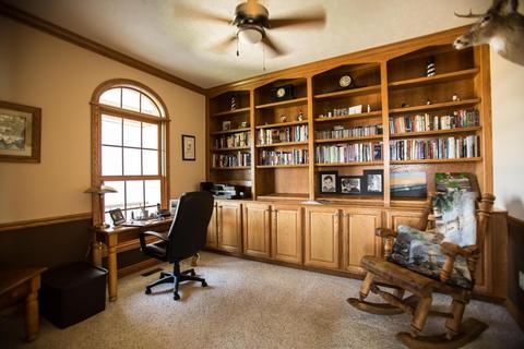 2299 Zuber Rd, Orient, OH 43146 photo 12
