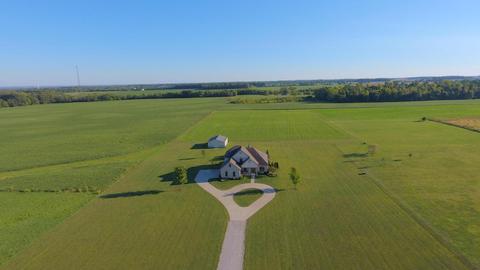 2299 Zuber Rd, Orient, OH 43146 photo 4