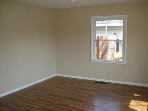 528 W Parkwood Ave, Springfield, OH 45506 photo 4