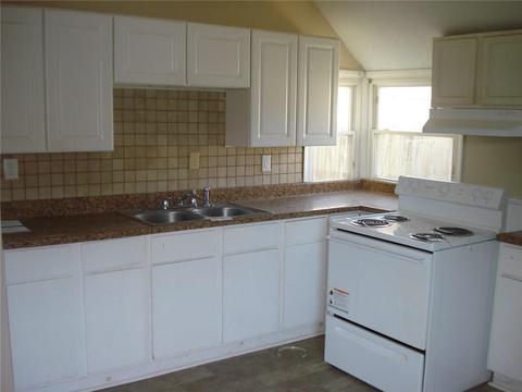 528 W Parkwood Ave, Springfield, OH 45506 photo 3