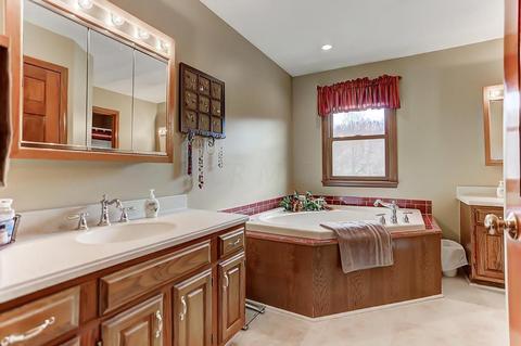 611 Alpine Cir, Heath, OH 43056 photo 22