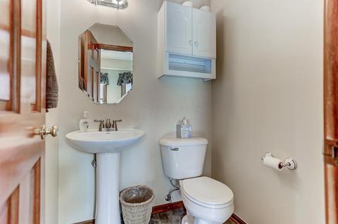 611 Alpine Cir, Heath, OH 43056 photo 18