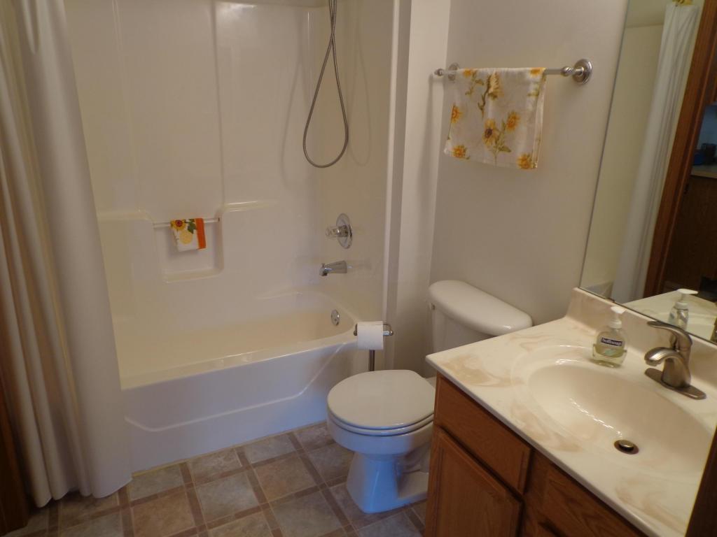 1947 Farmbrook Cir S, Grove City, OH 43123 photo 10
