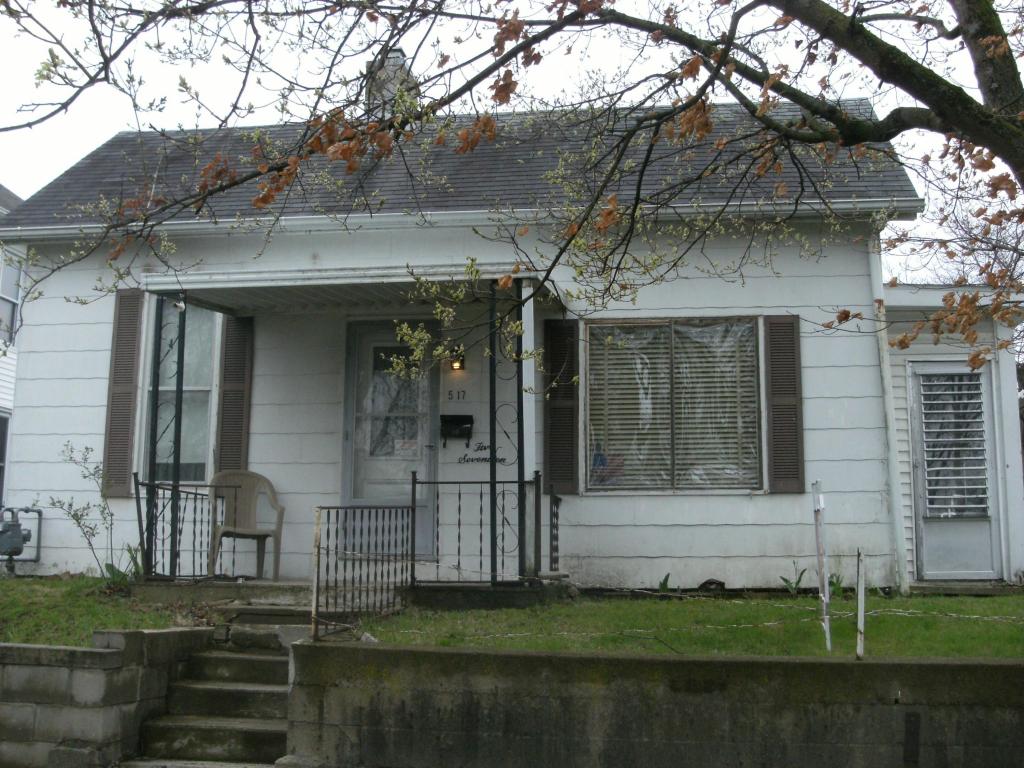 517 E Franklin St, Circleville, OH 43113 photo 1