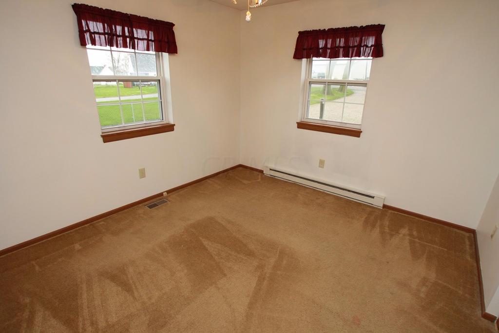 1215 South St, Circleville, OH 43113 photo 13