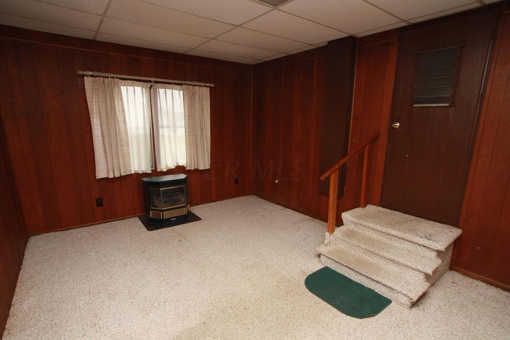 1215 South St, Circleville, OH 43113 photo 18