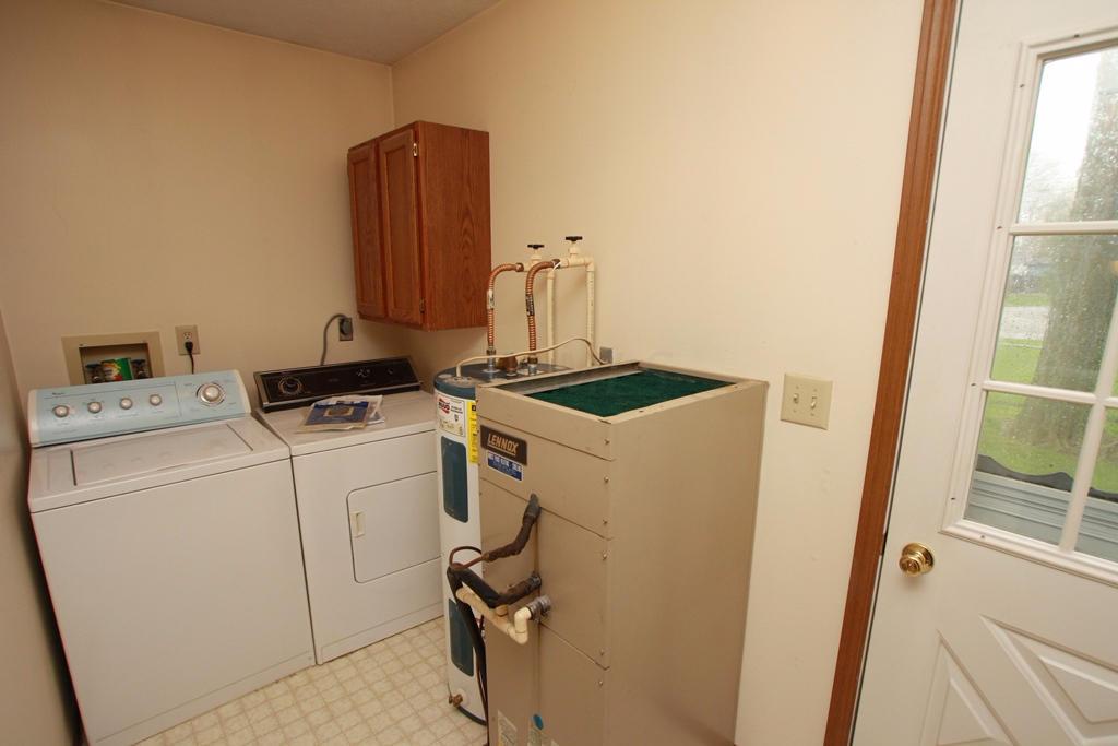 1215 South St, Circleville, OH 43113 photo 17
