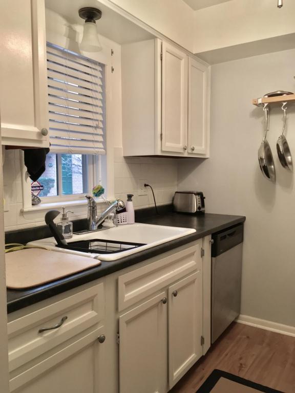 249 E Kossuth St #B, Columbus, OH 43206 photo 7