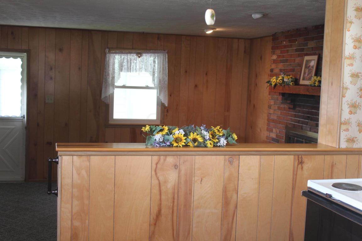 524 E Main St, Hebron, OH 43025 photo 10