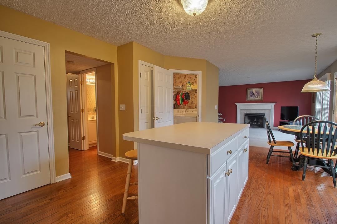 7658 Tullymore Dr, Dublin, OH 43016 photo 11
