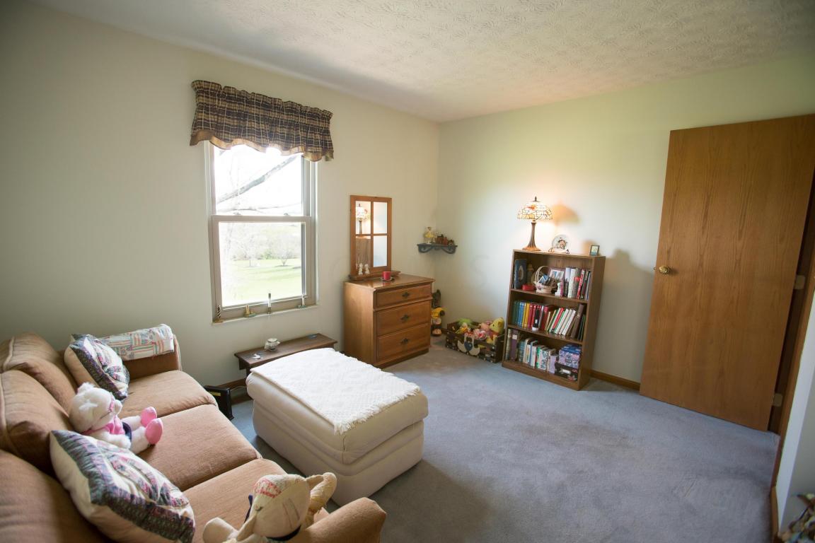3177 Farmbrook Dr, Grove City, OH 43123 photo 15