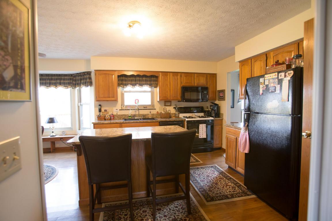 3177 Farmbrook Dr, Grove City, OH 43123 photo 7