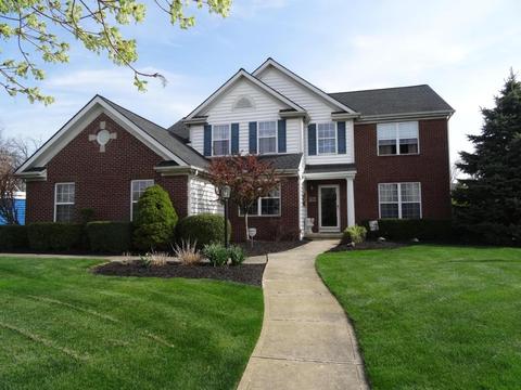 7556 Windsor Dr, Dublin, OH 43016 photo 1