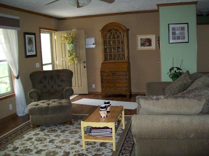 12932 Middlefork Rd, Amanda, OH 43102 photo 3