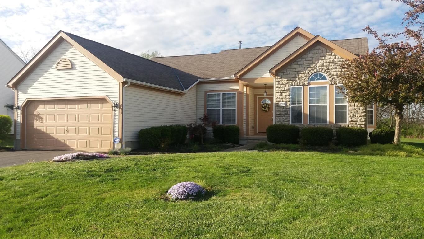 1356 Four Star Dr E, Galloway, OH 43119 photo 1