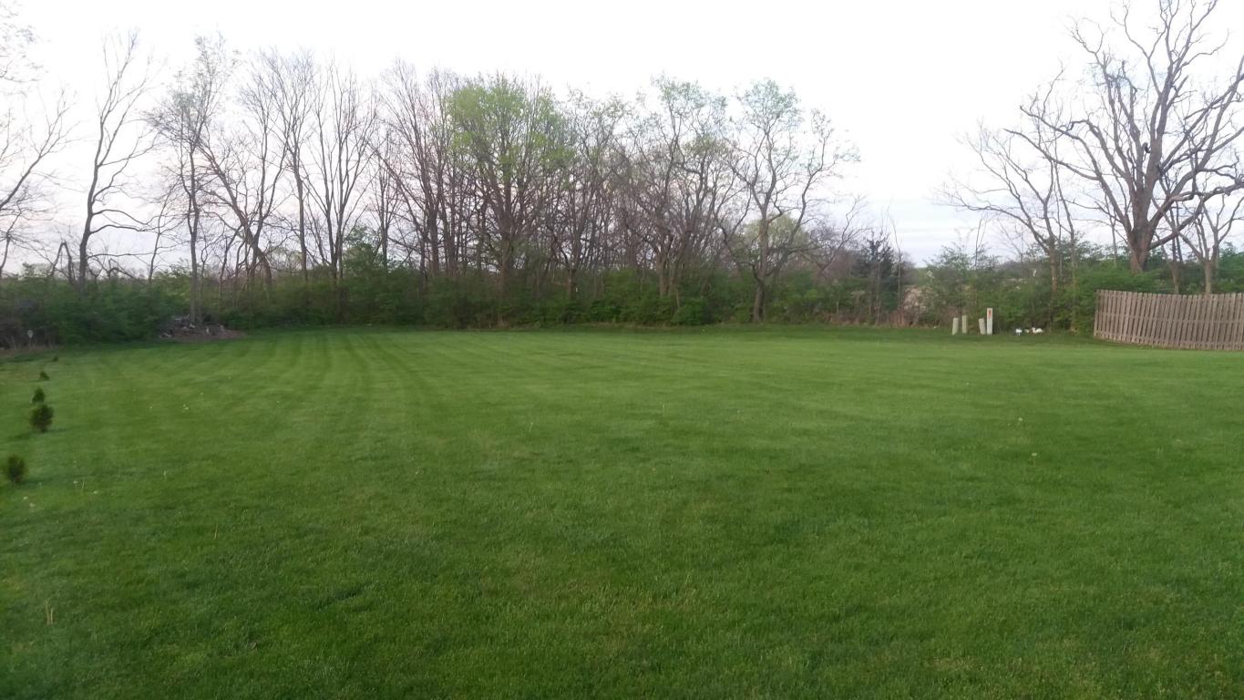 1356 Four Star Dr E, Galloway, OH 43119 photo 2