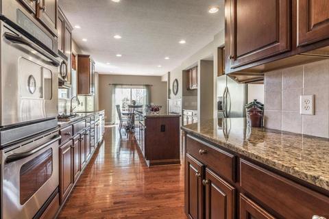 8044 Summerhouse Dr E, Dublin, OH 43016 photo 16