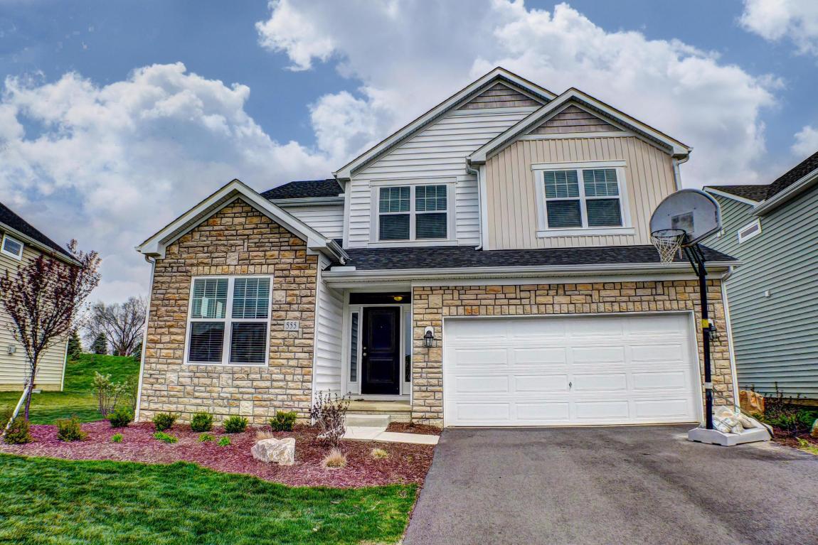555 Eagle Walk Rd, Delaware, OH 43015 photo 1