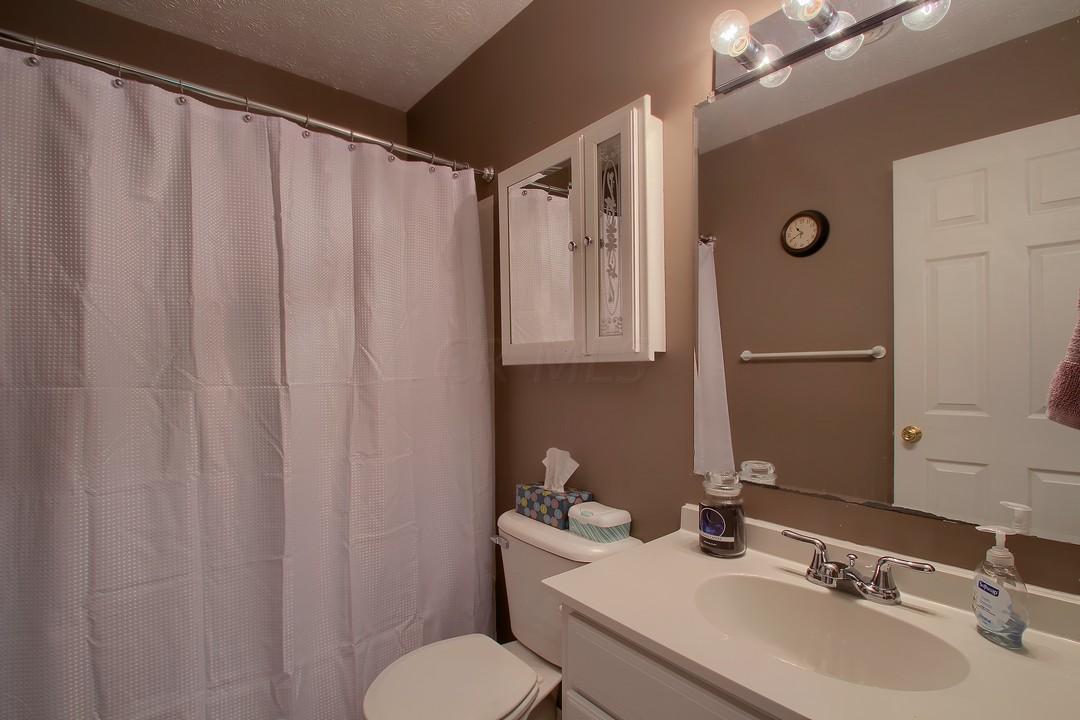 336 Meadow Dr, Circleville, OH 43113 photo 10