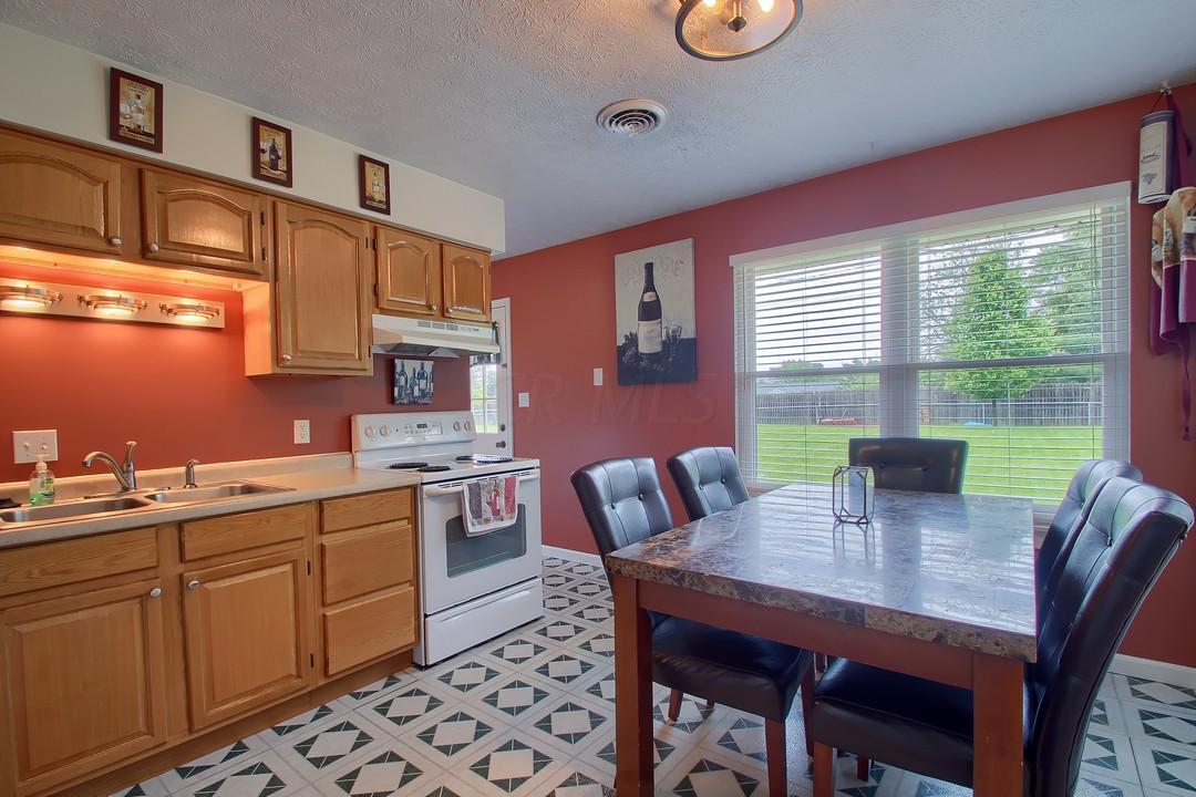 336 Meadow Dr, Circleville, OH 43113 photo 13