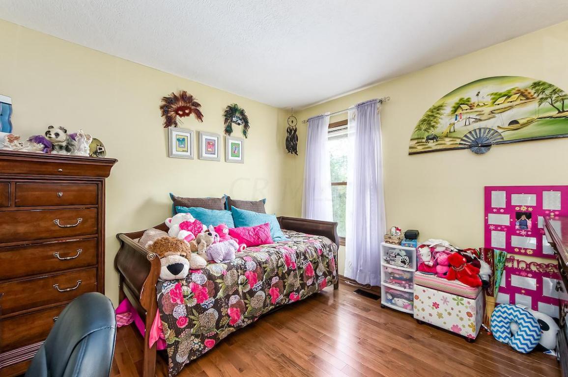 220 Paddock Cir E, Powell, OH 43065 photo 17