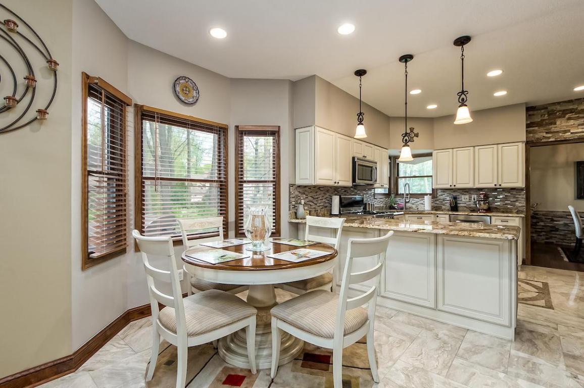 220 Paddock Cir E, Powell, OH 43065 photo 9