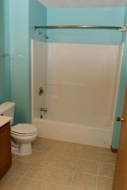 1235 Rivercrest Dr #E, Delaware, OH 43015 photo 8