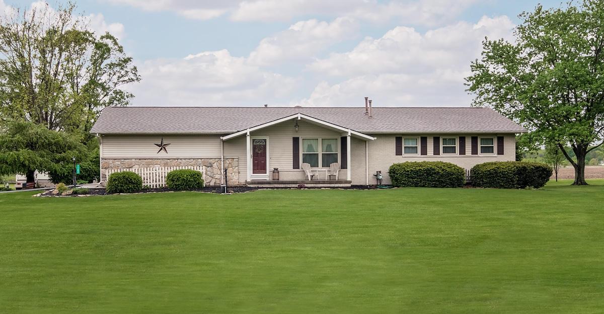 1107 Dunkle Rd, Circleville, OH 43113 photo 1