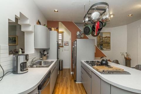 78 E Mithoff St, Columbus, OH 43206 photo 8