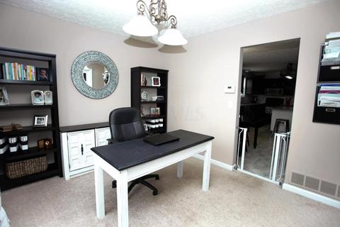 754 Range Dr, Galloway, OH 43119 photo 5