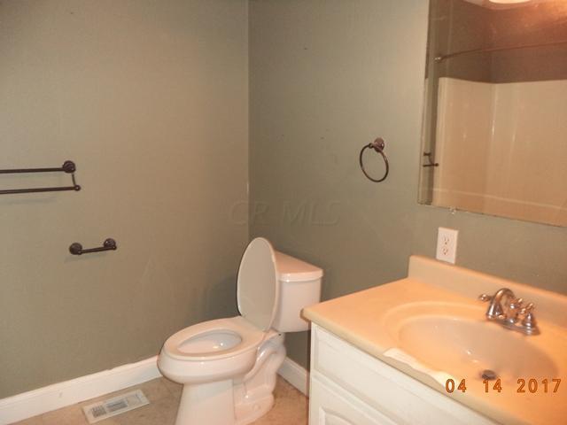 118 Thomas Ave, Lancaster, OH 43130 photo 10