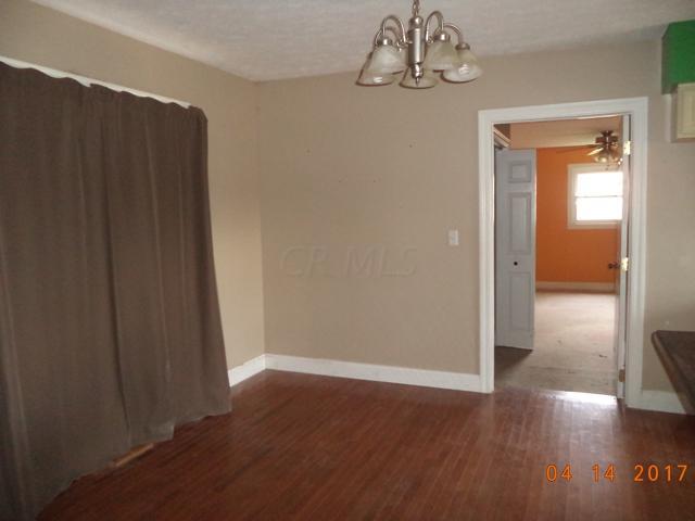 118 Thomas Ave, Lancaster, OH 43130 photo 3