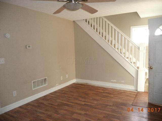118 Thomas Ave, Lancaster, OH 43130 photo 2