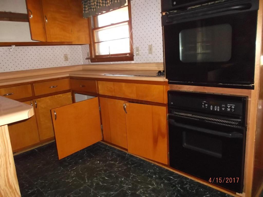 606 Vale Rd, Springfield, OH 45504 photo 10