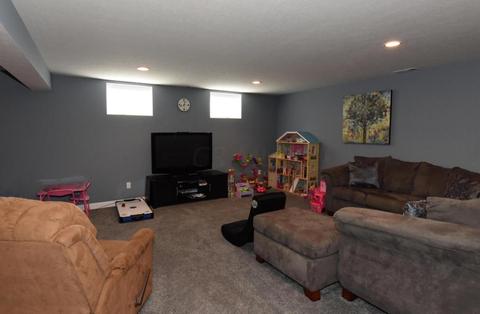 6352 Carriann Ct, Hilliard, OH 43026 photo 35