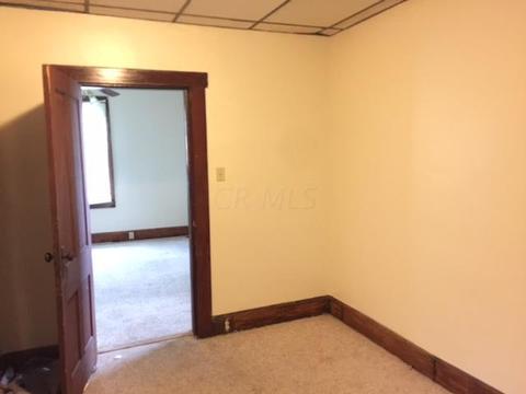 965 Charles St, Logan, OH 43138 photo 16