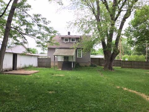 965 Charles St, Logan, OH 43138 photo 3
