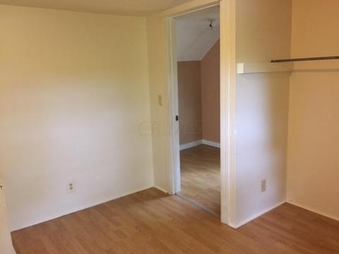 965 Charles St, Logan, OH 43138 photo 14