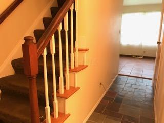 3750 Klibreck Dr, Columbus, OH 43228 photo 2