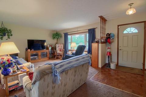 25640 Sisk Rd, Circleville, OH 43113 photo 3