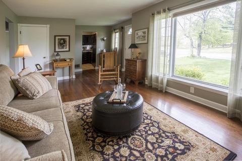 207 E Wilson Bridge Rd, Worthington, OH 43085 photo 8
