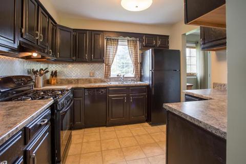 207 E Wilson Bridge Rd, Worthington, OH 43085 photo 10