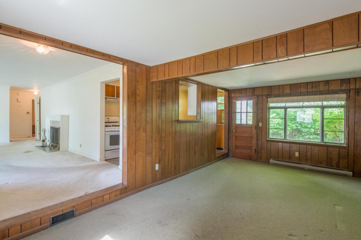 3166 Redding Rd, Columbus, OH 43221 photo 12