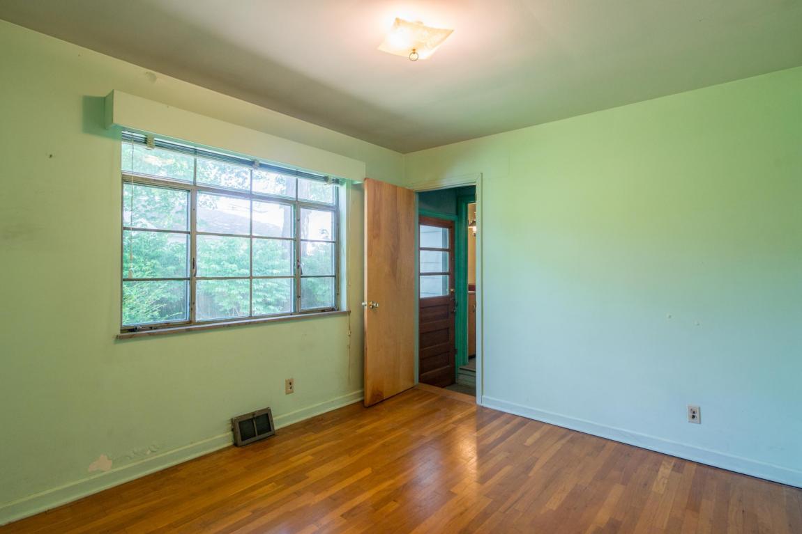 3166 Redding Rd, Columbus, OH 43221 photo 30