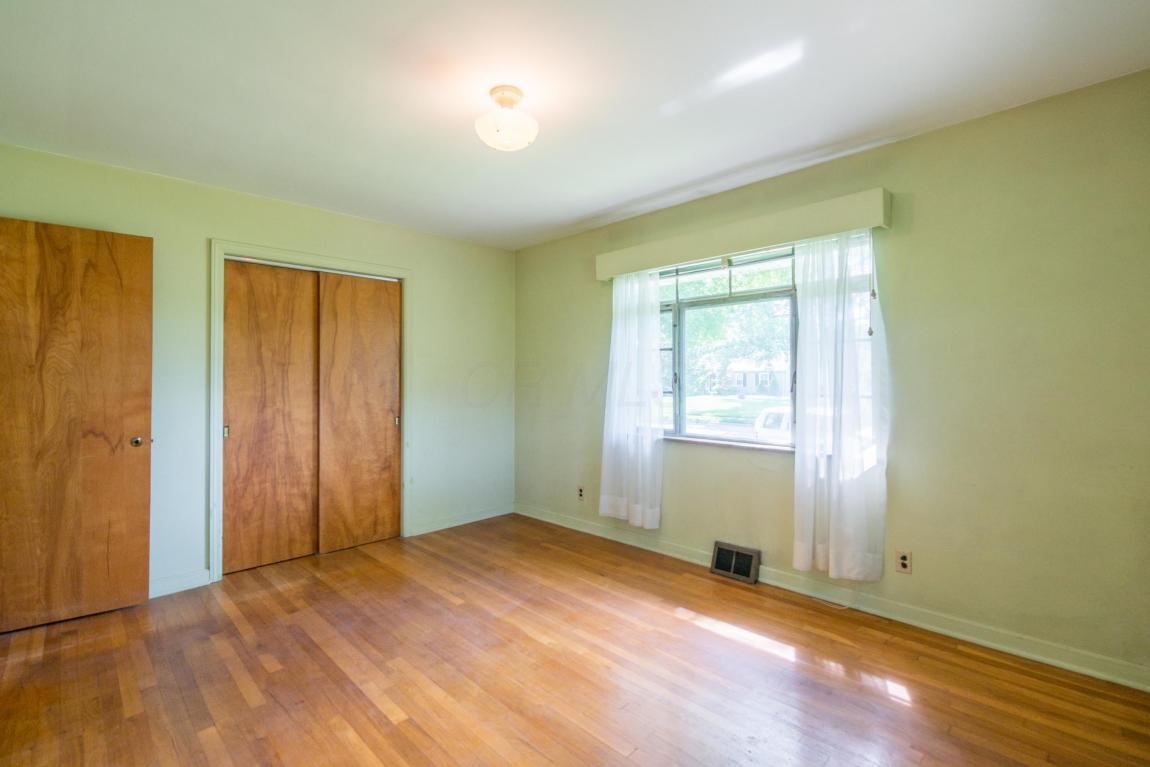 3166 Redding Rd, Columbus, OH 43221 photo 21