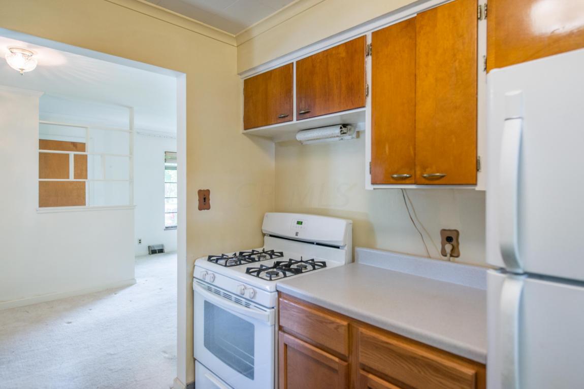 3166 Redding Rd, Columbus, OH 43221 photo 15