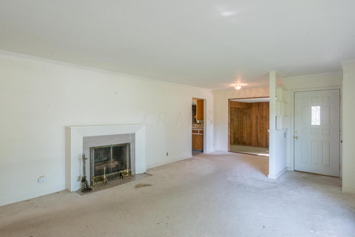 3166 Redding Rd, Columbus, OH 43221 photo 10