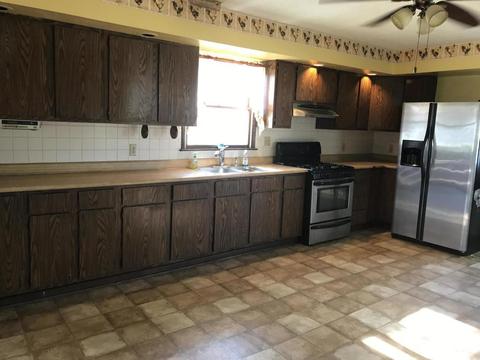 156 York St, Circleville, OH 43113 photo 12
