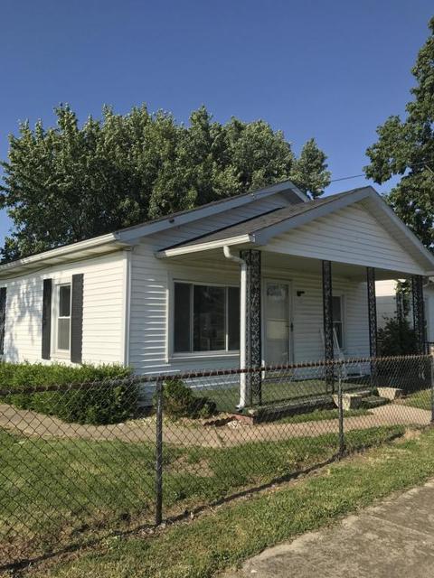 156 York St, Circleville, OH 43113 photo 1